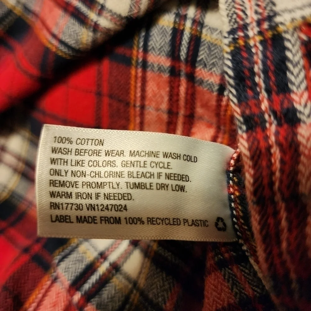 Cherokee Red Black White Plaid Flannel Long Button Sleeve Shirt Collared Boy's 8